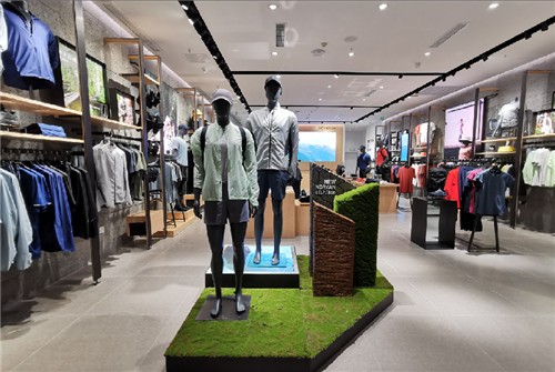 万象城形象店今日盛大开业AG真人平台始祖鸟重庆